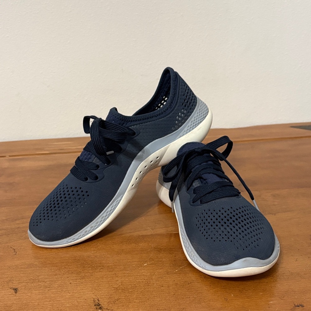 CROCS Navy Sneakers Size 9